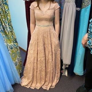 Gorgeous pink prom dress